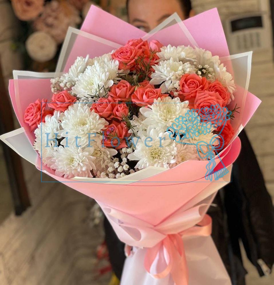 Букет цветов Розовое восхищение Букет цветов из: Хризантемы и Розы